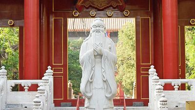 Statue of Confucius in Beijing, China