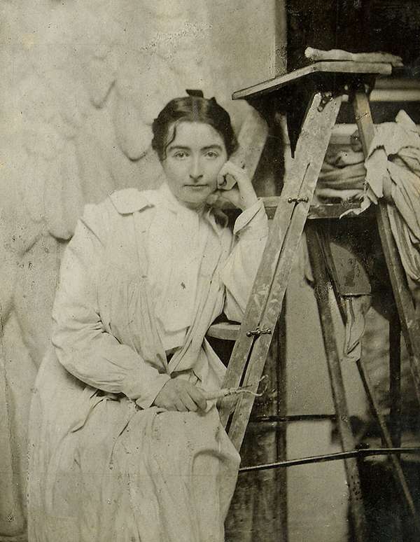 American sculptor Helen Farnsworth Mears.