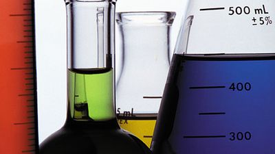 Laboratory glassware (beakers)