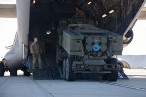 Russia-Ukraine War; HIMARS